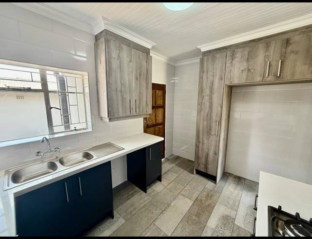 3 BEDROOM HOUSE FOR SALE IN VANDERBIJLPARK SW 5